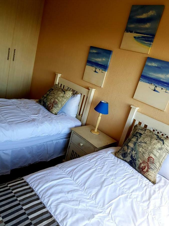 Ocean View Villas Unit G02 Port Edward Eksteriør billede